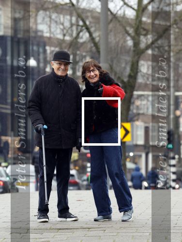 Amsterdam 8 januari 2022
Theo Heuft met zijn partner Monique  op straat in Amsterdam zuid