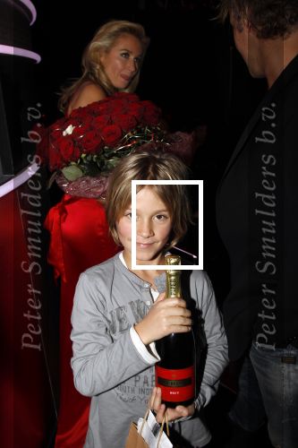 Ede 21 januari 2011
Finale van TVOH The voice of Holland in Ede gepresenteerd door Wendy v Dijk en Martijn Krabbe. Ben Saunders wint uiteindelijk. Wendy werd om 12 uur 40 en Erland Galjaard en Sem v Dijk waren erbij
Peter Smulders bv