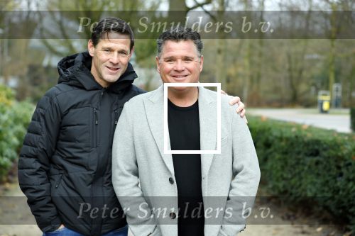 Amsterdam 18 december 2021
Wolter Kroes en zijn broer aan het wanelen in het vondelpark.