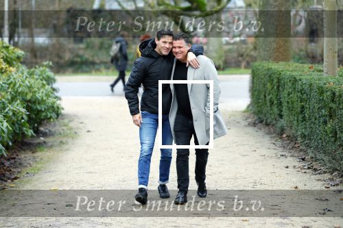 Amsterdam 18 december 2021
Wolter Kroes en zijn broer aan het wanelen in het vondelpark.