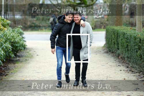 Amsterdam 18 december 2021
Wolter Kroes en zijn broer aan het wanelen in het vondelpark.