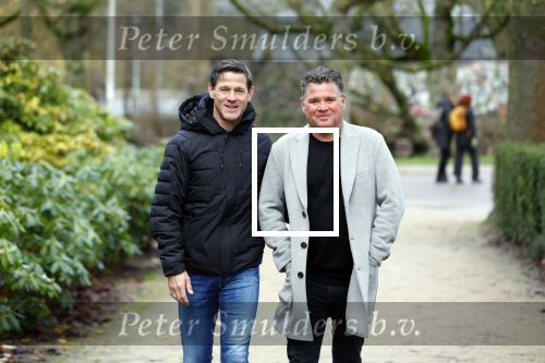 Amsterdam 18 december 2021
Wolter Kroes en zijn broer aan het wanelen in het vondelpark.