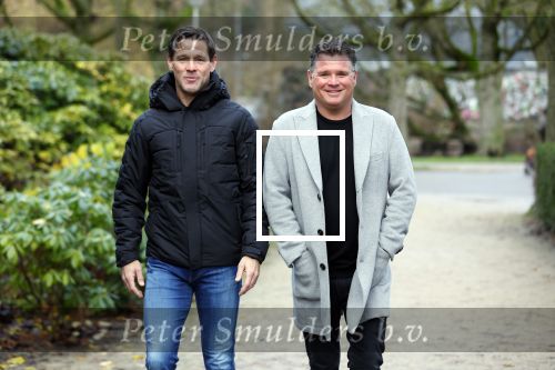 Amsterdam 18 december 2021
Wolter Kroes en zijn broer aan het wanelen in het vondelpark.