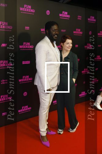 Amsterdam 16 januari 2023
Premiere Fijn weekend in Tuschinski.
De cast bestaat uit oa Sarah Chronis Carolien Spoor Jon karthaus Lisa Zweerman Steef de Bot Kay Greidanus en Aus Greidanus sr. Andre Dongelmans  droeg roze schoenen  pumps