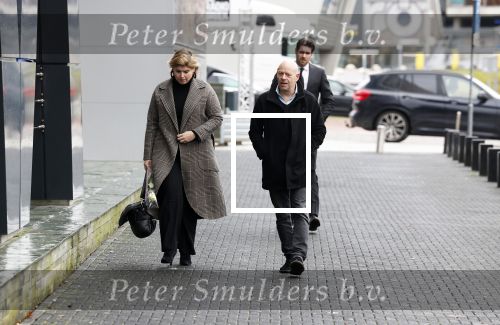 Hilversum 29 december 2022
Bij Beeld en Geluid op het mediapark  konden mensen afscheid nemen van Han Peekel . Dennis Jansen en Angela de Jong