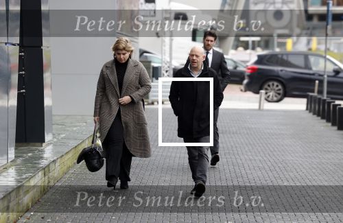 Hilversum 29 december 2022
Bij Beeld en Geluid op het mediapark  konden mensen afscheid nemen van Han Peekel . Dennis Jansen en Angela de Jong