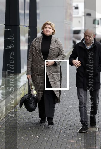 Hilversum 29 december 2022
Bij Beeld en Geluid op het mediapark  konden mensen afscheid nemen van Han Peekel . Dennis Jansen en Angela de Jong