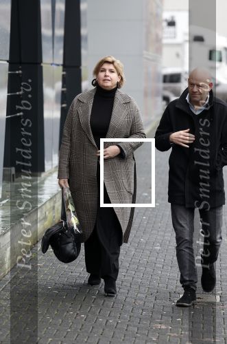 Hilversum 29 december 2022
Bij Beeld en Geluid op het mediapark  konden mensen afscheid nemen van Han Peekel . Dennis Jansen en Angela de Jong