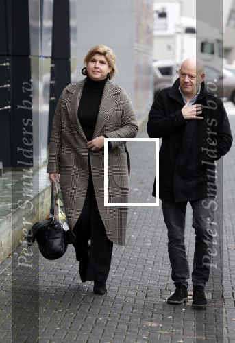Hilversum 29 december 2022
Bij Beeld en Geluid op het mediapark  konden mensen afscheid nemen van Han Peekel . Dennis Jansen en Angela de Jong