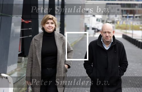 Hilversum 29 december 2022
Bij Beeld en Geluid op het mediapark  konden mensen afscheid nemen van Han Peekel . Dennis Jansen en Angela de Jong