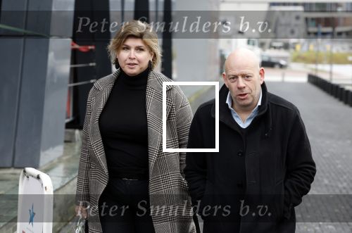 Hilversum 29 december 2022
Bij Beeld en Geluid op het mediapark  konden mensen afscheid nemen van Han Peekel . Dennis Jansen en Angela de Jong