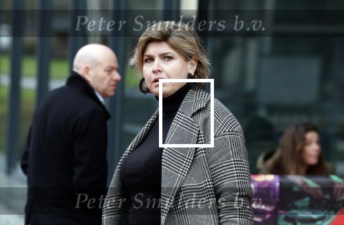 Hilversum 29 december 2022
Bij Beeld en Geluid op het mediapark  konden mensen afscheid nemen van Han Peekel . Dennis Jansen en Angela de Jong