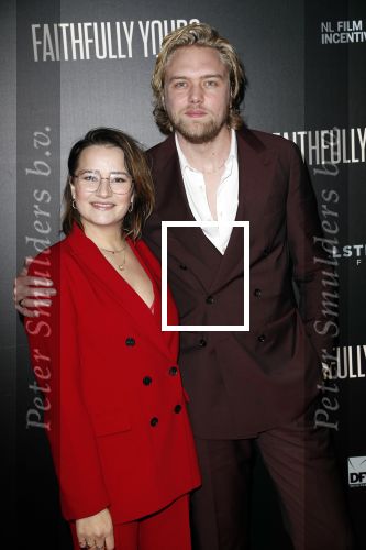 Amsterdam 19 december 2022
Premiere Faithfully Yours in Tuschinski
Barbara Sloesen met partner Joost Hofman