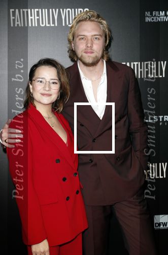 Amsterdam 19 december 2022
Premiere Faithfully Yours in Tuschinski
Barbara Sloesen met partner Joost Hofman