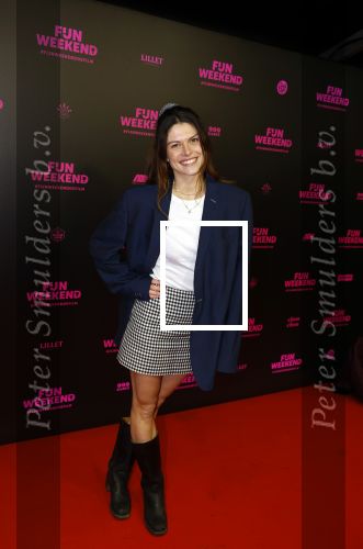 Amsterdam 16 januari 2023
Premiere Fijn weekend in Tuschinski.
De cast bestaat uit oa Sarah Chronis Carolien Spoor Jon karthaus Lisa Zweerman Steef de Bot Kay Greidanus en Aus Greidanus sr. Bo Maerten