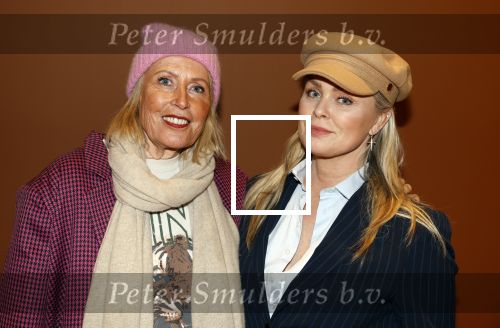 Amsterdam 23 december 2022
Premiere Francis v Broekhuizen in Beurs v Berlage.
Bridget Maasland met haar moeder Elly