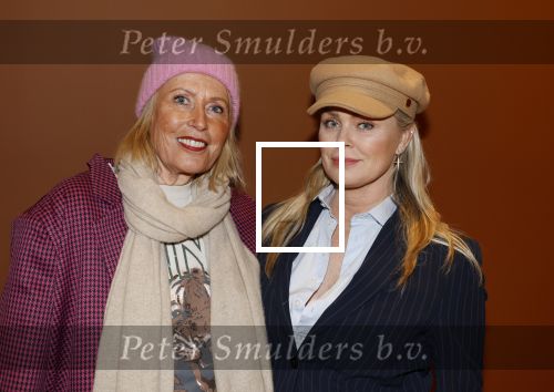 Amsterdam 23 december 2022
Premiere Francis v Broekhuizen in Beurs v Berlage.
Bridget Maasland met haar moeder Elly
