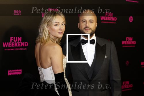Amsterdam 16 januari 2023
Premiere Fijn weekend in Tuschinski.
De cast bestaat uit oa Sarah Chronis Carolien Spoor Jon karthaus Lisa Zweerman Steef de Bot Kay Greidanus en Aus Greidanus sr.