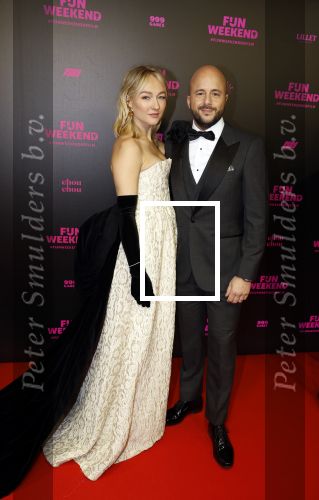 Amsterdam 16 januari 2023
Premiere Fijn weekend in Tuschinski.
De cast bestaat uit oa Sarah Chronis Carolien Spoor Jon karthaus Lisa Zweerman Steef de Bot Kay Greidanus en Aus Greidanus sr.