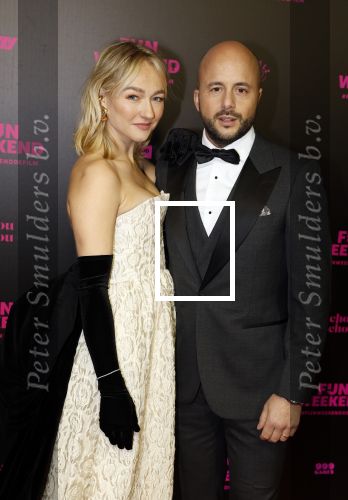 Amsterdam 16 januari 2023
Premiere Fijn weekend in Tuschinski.
De cast bestaat uit oa Sarah Chronis Carolien Spoor Jon karthaus Lisa Zweerman Steef de Bot Kay Greidanus en Aus Greidanus sr.