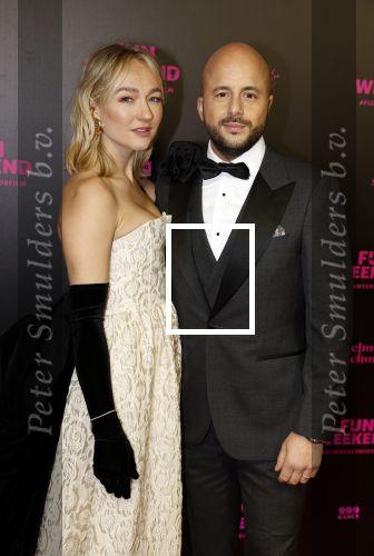 Amsterdam 16 januari 2023
Premiere Fijn weekend in Tuschinski.
De cast bestaat uit oa Sarah Chronis Carolien Spoor Jon karthaus Lisa Zweerman Steef de Bot Kay Greidanus en Aus Greidanus sr.