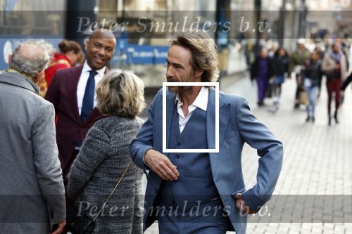 Amsterdam 11 april 2022
Premiere documentaire Louis  over het leven van Louis v Gaal in Tuschinski. Louis kwam samen met zijn vrouw Truus. Chris Zegers