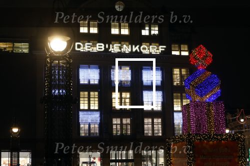 Amsterdam 20 en 22 december 2022
Kerstsfeer op de dam met het Paleis op de dam de Bijenkorf en Beursplein 5