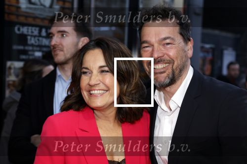 Amsterdam 11 april 2022
Premiere documentaire Louis  over het leven van Louis v Gaal in Tuschinski. Louis kwam samen met zijn vrouw Truus. Dione de Graaff met partner Nando Boers