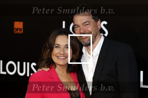Amsterdam 11 april 2022
Premiere documentaire Louis  over het leven van Louis v Gaal in Tuschinski. Louis kwam samen met zijn vrouw Truus. Dione de Graaff met partner Nando Boers