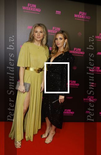 Amsterdam 16 januari 2023
Premiere Fijn weekend in Tuschinski.
De cast bestaat uit oa Sarah Chronis Carolien Spoor Jon karthaus Lisa Zweerman Steef de Bot Kay Greidanus en Aus Greidanus sr. Ellen Hoog met een vriendin
