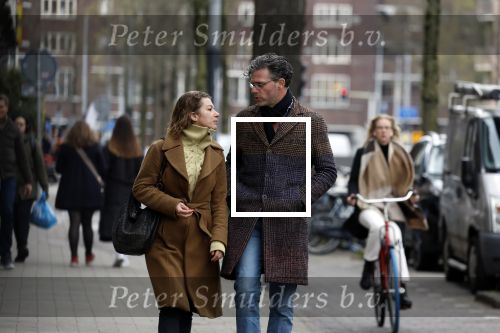 Amsterdam 6 april 2022
Erik Dijkstra met (een) vriendin op straat in Amsterdam zuid.