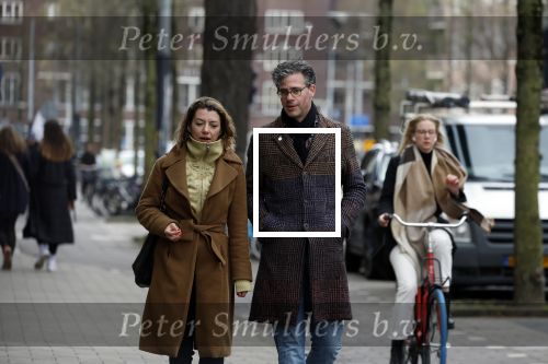 Amsterdam 6 april 2022
Erik Dijkstra met (een) vriendin op straat in Amsterdam zuid.