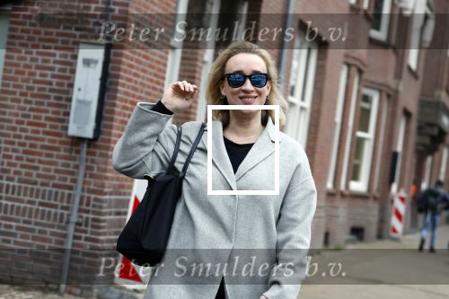 Amsterdam 21 december 2022
Eva Jinek op straat in Amsterdam zuid.