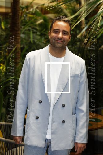 Amsterdam 6 januari 2023
Echte Meisjes In De Jungle 2023,  
Presentatie was in hotel Jakarta.
Fawry Notsawry