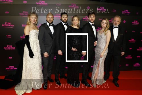 Amsterdam 16 januari 2023
Premiere Fijn weekend in Tuschinski.
De cast bestaat uit oa Sarah Chronis Carolien Spoor Jon karthaus Lisa Zweerman Steef de Bot Kay Greidanus en Aus Greidanus sr.