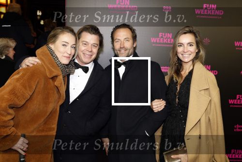 Amsterdam 16 januari 2023
Premiere Fijn weekend in Tuschinski.
De cast bestaat uit oa Sarah Chronis Carolien Spoor Jon karthaus Lisa Zweerman Steef de Bot Kay Greidanus en Aus Greidanus sr.