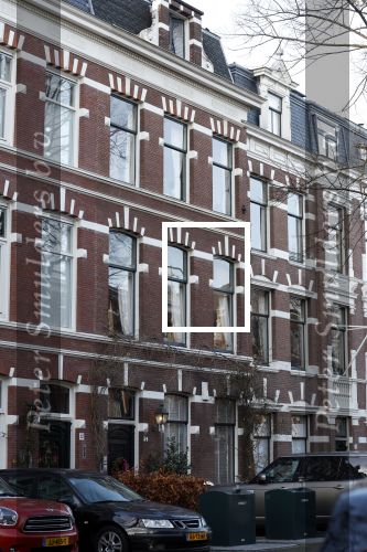 Den Haag 5 januari 2023
Frank Jansen bij zijn huis in Den Haag