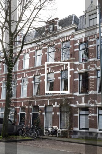 Den Haag 5 januari 2023
Frank Jansen bij zijn huis in Den Haag