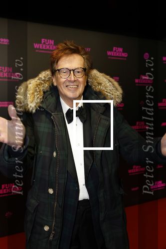 Amsterdam 16 januari 2023
Premiere Fijn weekend in Tuschinski.
De cast bestaat uit oa Sarah Chronis Carolien Spoor Jon karthaus Lisa Zweerman Steef de Bot Kay Greidanus en Aus Greidanus sr. Frank Janssen