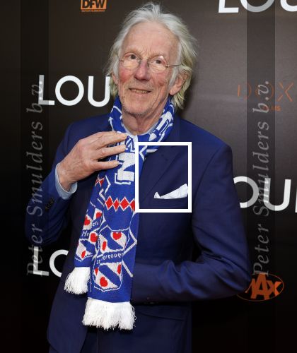 Amsterdam 11 april 2022
Premiere documentaire Louis  over het leven van Louis v Gaal in Tuschinski. Louis kwam samen met zijn vrouw Truus. Freek de Jonge met zijn vrouw