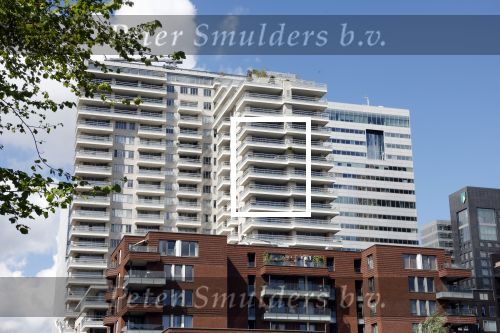 Amsterdam 1 juli 2022
In dit complex heeft oa Frenkie de Jong een appartement alsmede Martin Garrix