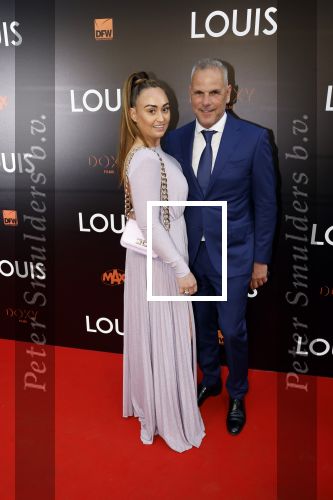 Amsterdam 11 april 2022
Premiere Louis van Louis v Gaal in Tuschinski.
Louis v gaal en zijn vrouw Truus waren natuurlijk aanwezig. Fulco v Kooperen met zijn vrouw