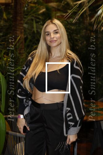 Amsterdam 6 januari 2023
Echte Meisjes In De Jungle 2023, Deelnemers Gaby Blaaser , Louisa Janssen , Diva Maria , Janice Blok , Michella Kox , Lena (Ex on the Beach), Jill Goede Kelly Heruer , Esmee Ipema ,Fabiola Volkers Annebel Visscher en Channah Koerten . Valerio Zeno presenteert het programma. Presentatie was in hotel Jakarta. Gaby Blaaser zwanger kwam met haar vriend