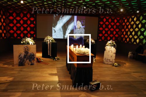 Hilversum 29 december 2022
Bij Beeld en Geluid op het mediapark  konden mensen afscheid nemen van Han Peekel .