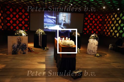 Hilversum 29 december 2022
Bij Beeld en Geluid op het mediapark  konden mensen afscheid nemen van Han Peekel .