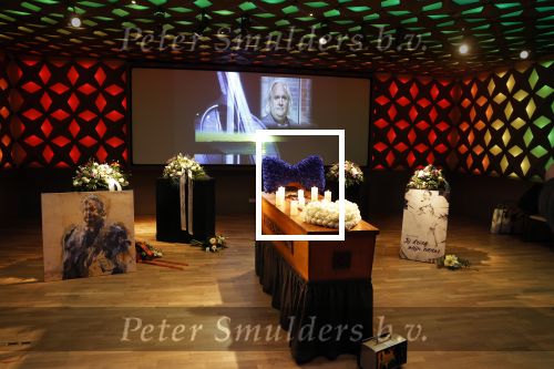 Hilversum 29 december 2022
Bij Beeld en Geluid op het mediapark  konden mensen afscheid nemen van Han Peekel .