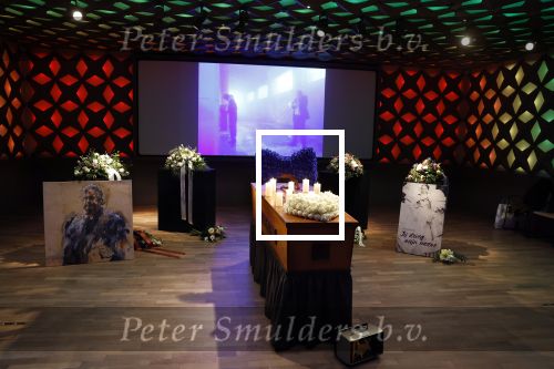 Hilversum 29 december 2022
Bij Beeld en Geluid op het mediapark  konden mensen afscheid nemen van Han Peekel .