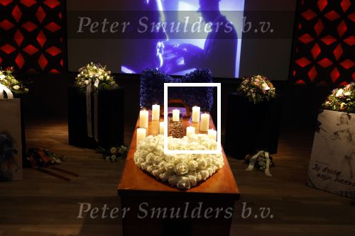Hilversum 29 december 2022
Bij Beeld en Geluid op het mediapark  konden mensen afscheid nemen van Han Peekel .