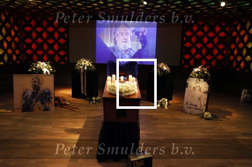 Hilversum 29 december 2022
Bij Beeld en Geluid op het mediapark  konden mensen afscheid nemen van Han Peekel .
