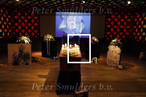 Hilversum 29 december 2022
Bij Beeld en Geluid op het mediapark  konden mensen afscheid nemen van Han Peekel .
